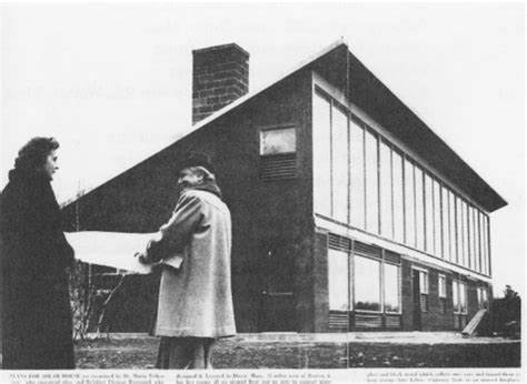 Teachers are you teaching about the Sun Queen, Dr. Maria Telkes? She had over 20 patents, helped create one of the first solar-powered ovens that could get to 350 degrees and worked on the first fully solar-powered home, Carlisle House! #EnergySuperhero #Historical #WomeninSTEM