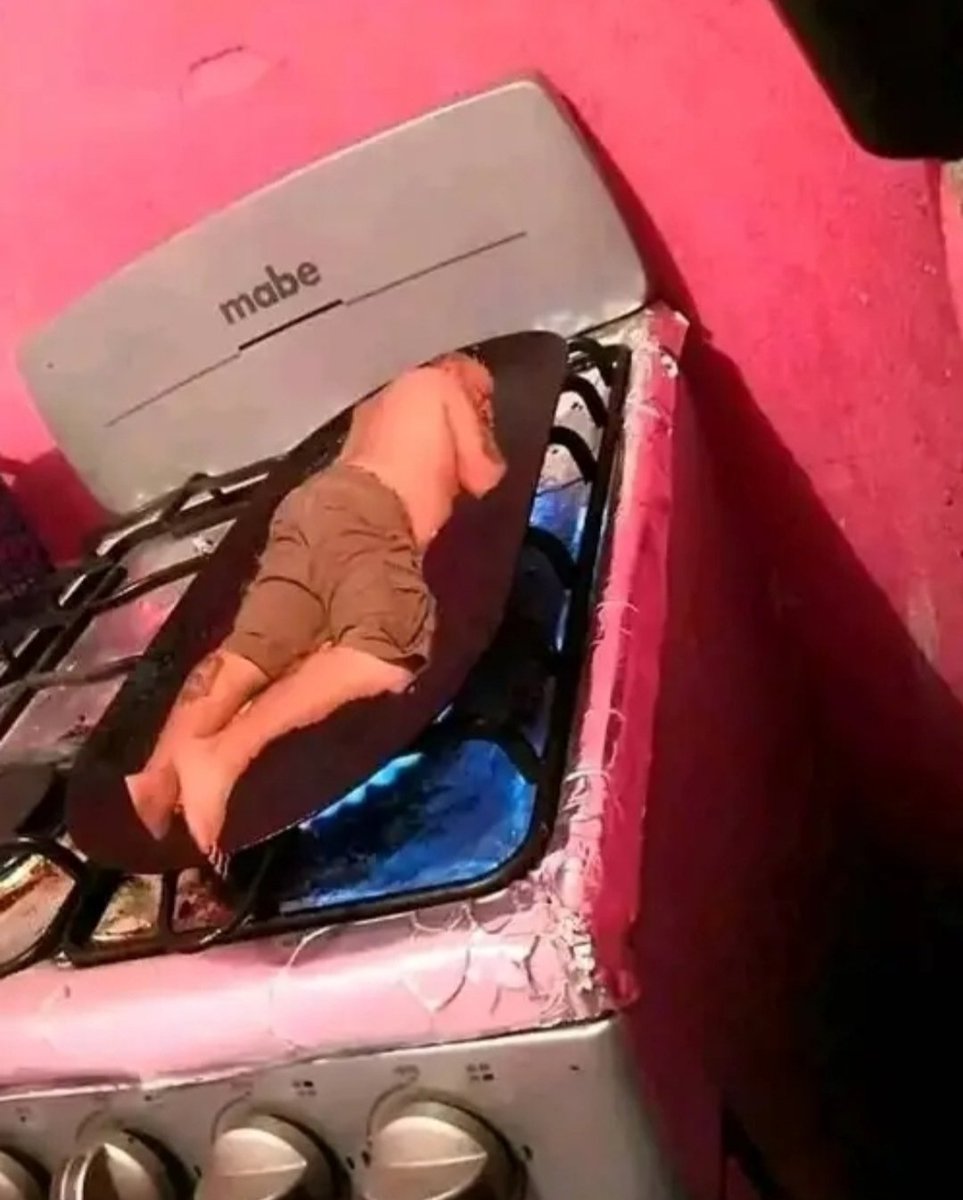 Cuando me acuesto en pleno mediodía en Punto Fijo.🥵