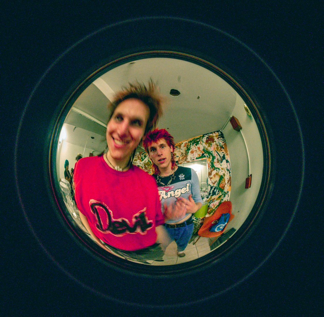 𝖏𝖚𝖘𝖙 𝖎𝖓! brooklyn's own @stuyedeyed and noise rock siblings <a href="/Venus__Twins/">Venus Twins</a> hit <a href="/alphavillebk/">ALPHAVILLE</a> 10/8 ❤️‍🔥🧨  tickets on-sale tomorrow 9/16 @ 10 am EST: bit.ly/STUY-VenusTwins