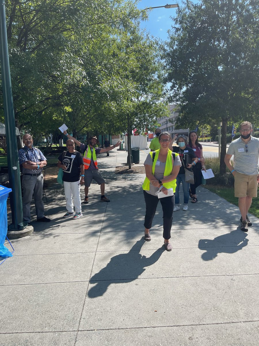 For many events and festivals, volunteers are a critical element to hosting safe, sustainable, accessible and community engaged events. 

Check out this article for some quick tips on how to best manage your event's volunteers: grantwatch.com/grantnews/10-b…