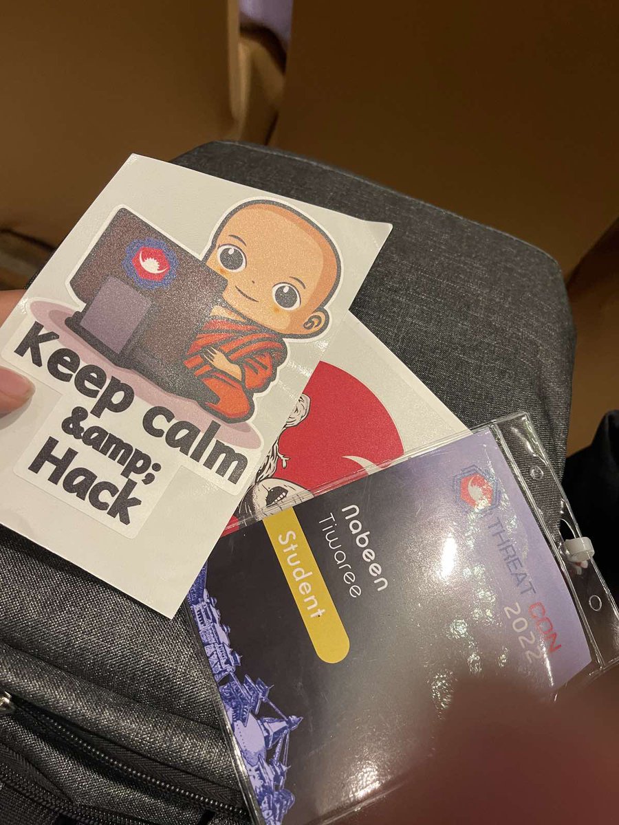 pwnwriter's tweet photo. Had fun at @THREAT_CON with pro @Ashokcpg and @kn1ght_yagami 😇❤️ https://t.co/NBijblIRsZ