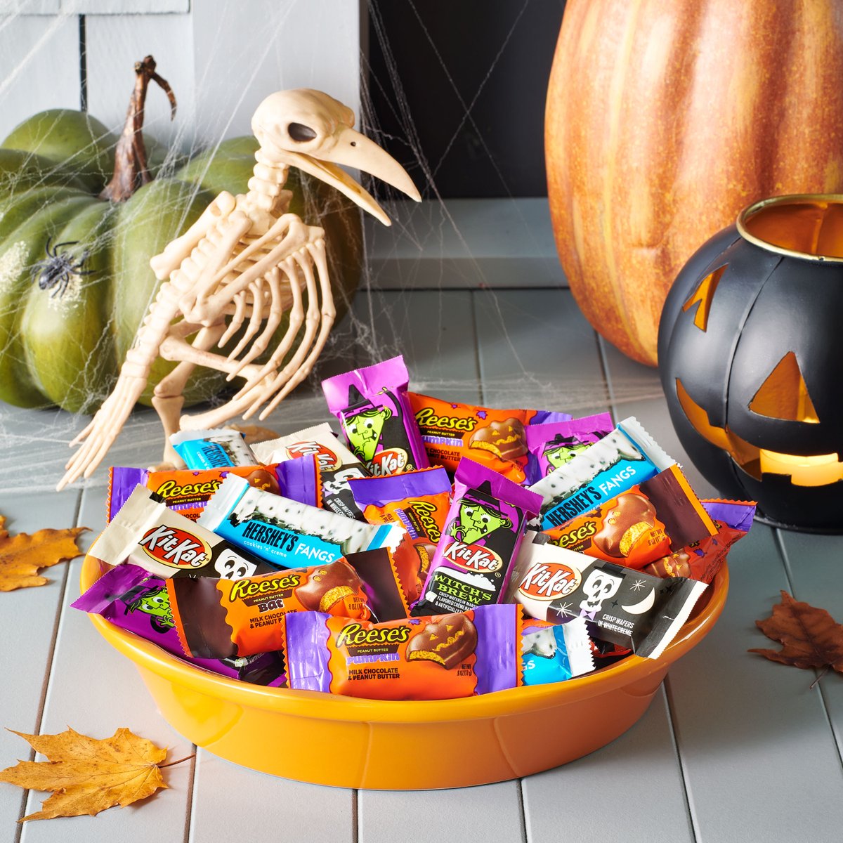 We're getting the Halloween party started early this year by giving you a chance to win a Halloween starter kit. Reply using #HersheyHalloweenKit #Giveaway to enter. 🎃 NO PURCHASE NECESSARY. Ends 9/17/22. To enter and for Official Rules, visit bit.ly/3d9fYaR