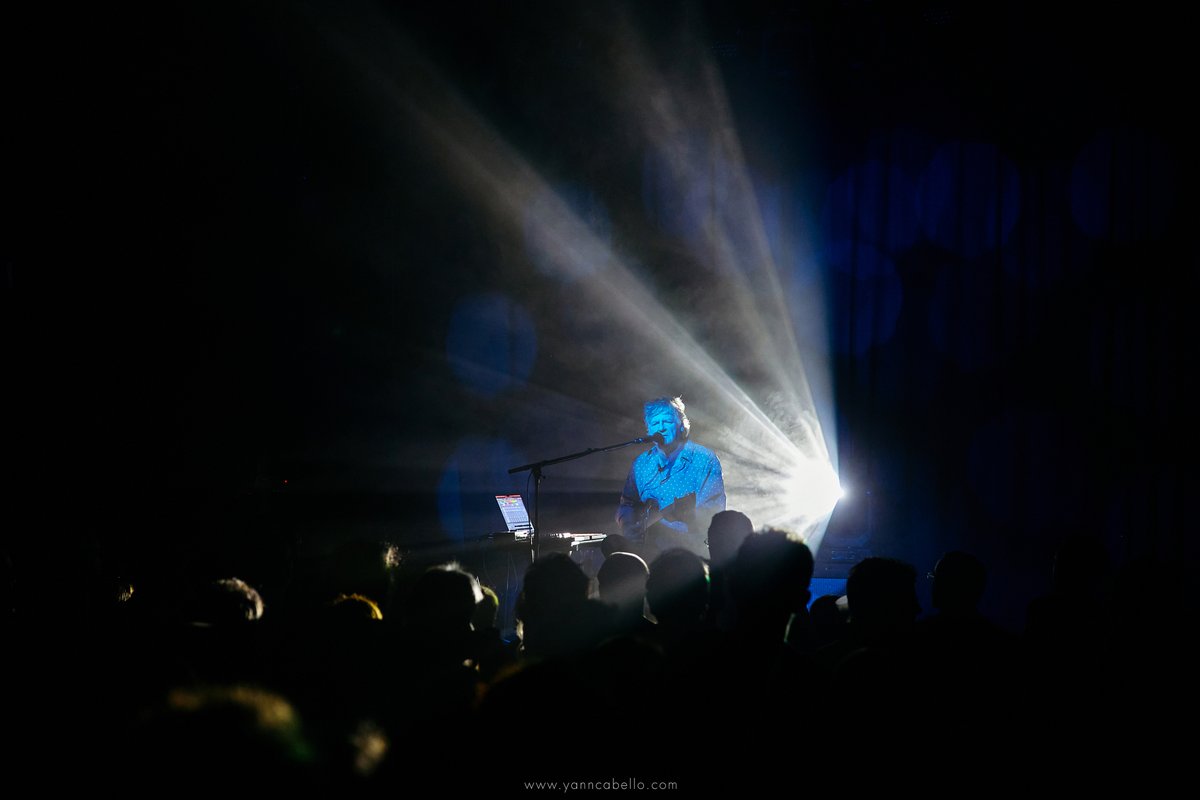 pierreandrieu's tweet photo. #RodolpheBurger @lacoope proposait le 9 septembre une ouverture de saison dont on se souviendra longtemps : l'ex leader de #KatOnoma, @rodolpheburger en concert solo absolument renversant, plus de 20 ans après son dernier passage avec son groupe. Chronique:https://t.co/SWR843AzYp https://t.co/wZky1OlatZ