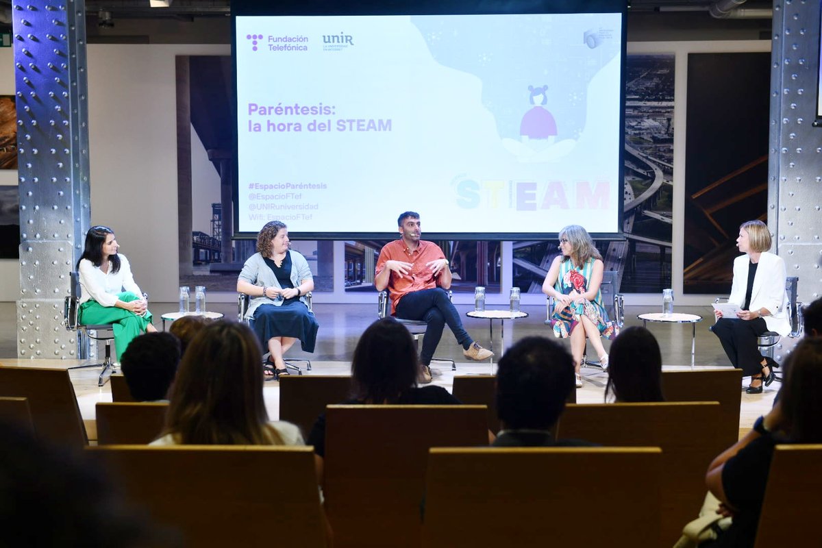 Espacio Fundación Telefónica tweet media