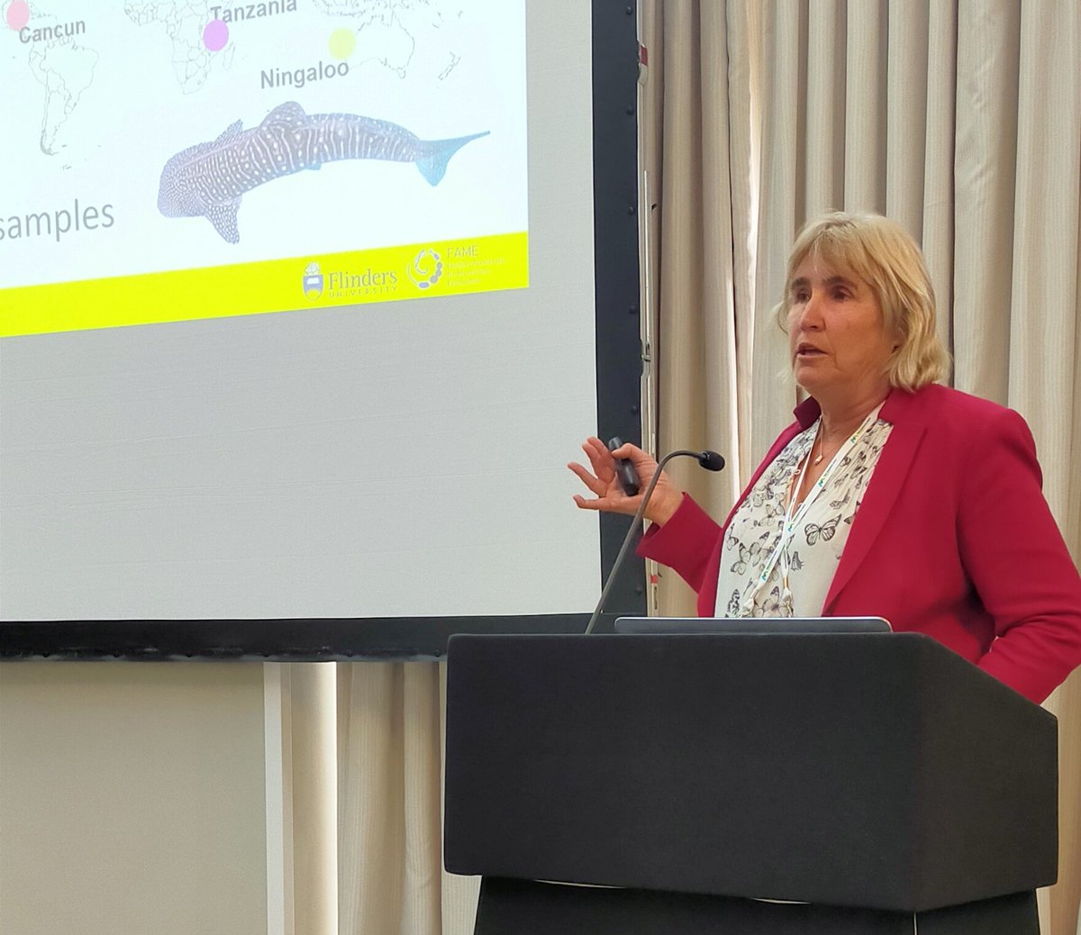 Lori Snyder (@drlorisnyder) on Twitter photo So much fun and important science happening at the <a href="/DinsdaleLab/">DinsdaleLab</a> on the microbes found on sharks, rays, skates #GenomesMicrobiome22 So much fun and important science happening at the <a href="/DinsdaleLab/">DinsdaleLab</a> on the microbes found on sharks, rays, skates #GenomesMicrobiome22