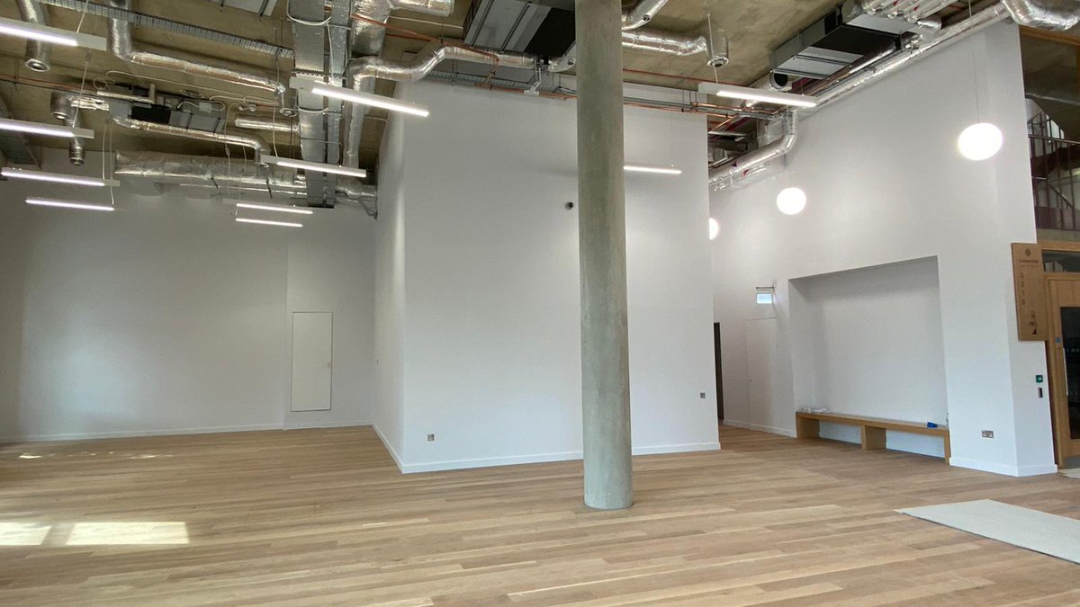 MeasomDryline's tweet photo. Measom have gained practical completion on the Gateway West building in London. Working with Sir Robert McAlpine, the new development is a 4 storey office building with a reception area. Works include drylining, tape & jointing works.
👷♂️🏗 #londonproject #gateway #construction https://t.co/ajHPbuElCt