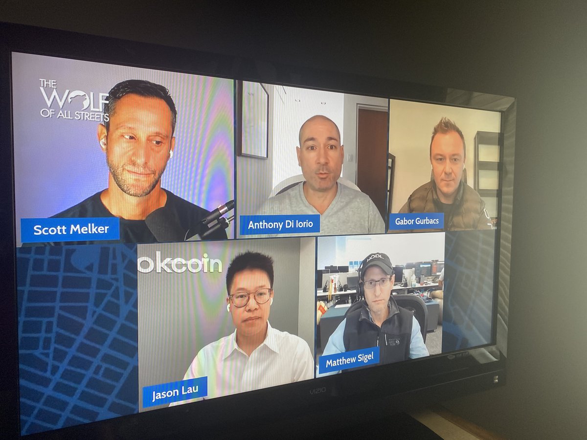 CoinDiva_Sniper's tweet image. Hey if you missed @scottmelker podcast on you tube today you may want to take some time out of your day to listen if you are into #Cryptocurrency or saving any kind of #Fiat !  If you want to increase your #Wealth  listen and follow him!➡️@scottmelker 💯🔥