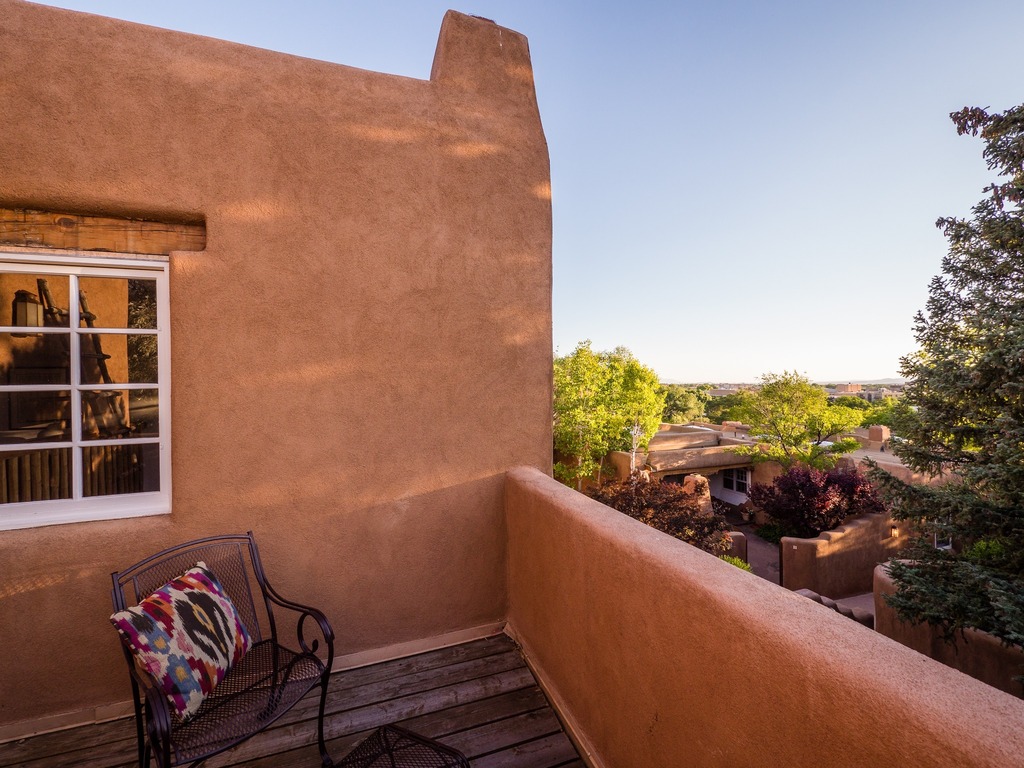 CCompound's tweet photo. Santa Fe's beauty is fresh and new every morning https://t.co/u1uTmUgaAx