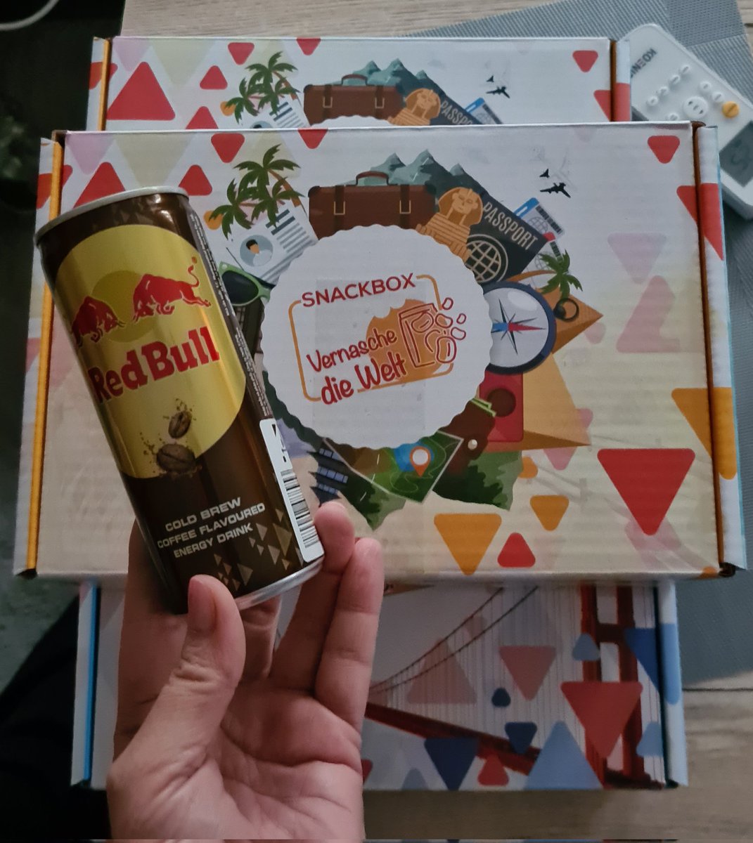 Gleich 3 Boxen bestellt, weil eine nicht reicht ^^ #vernaschediewelt #naschkram #Box #deutsch #Twitch