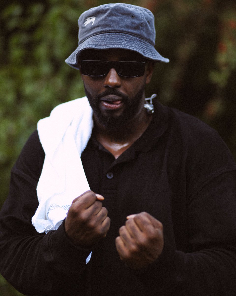 marxattakk's tweet photo. Identifiez ce fou de @Makalapiscine il répond pas sur insta ❤️ https://t.co/wzJ0X1LElS