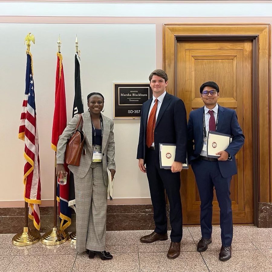 UTHSC_CTVSSIG's tweet photo. Very proud of our wonderful President @aregbeperkins who attended the STS Advocacy Conference this week. Thank you for representing CTVSSIG and @uthsc so well! #STSAdvocacy2022 https://t.co/ZukBsH3Bia