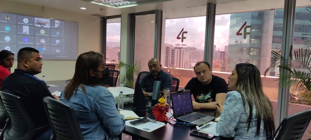 mppsp_vzla's tweet photo. #Noticia📰|| Ministra Mirelys Contreras sostuvo reunión estratégica con directores de Centros Penitenciarios para el fortalecimiento del Sistema Penitenciario venezolano

⏩ https://t.co/KavpnAkKUM

#ExpoFeriaIranVenezuela2022 https://t.co/yoBhldbgaM