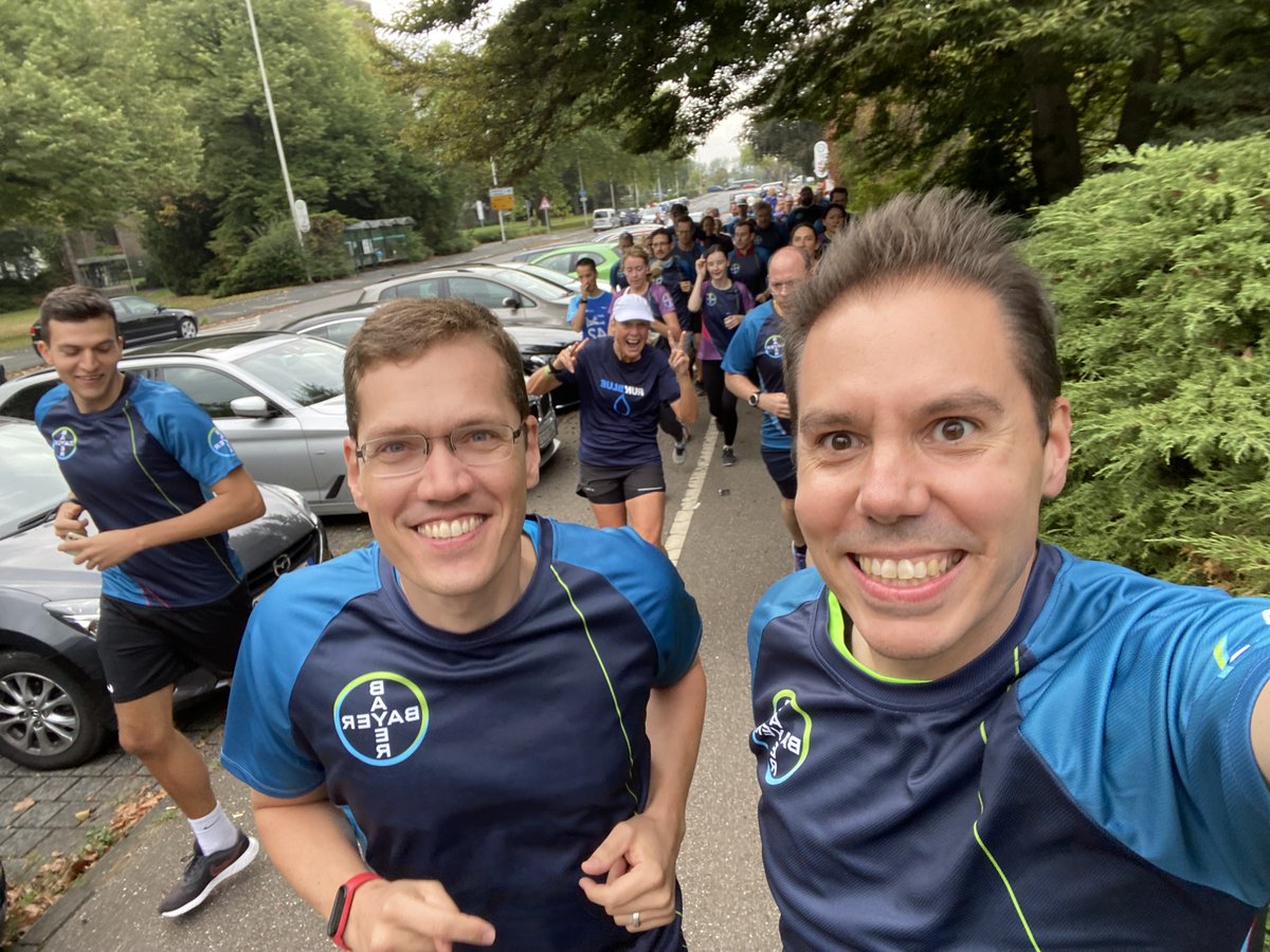 Nice to run with <a href="/minaguli/">Mina Guli</a> and #TeamBayer this morning the last part of Mina‘s Run Blue marathon in Leverkusen. Very inspiring person and great to be part of it as ever drop counts. #RunGermanyBlue
