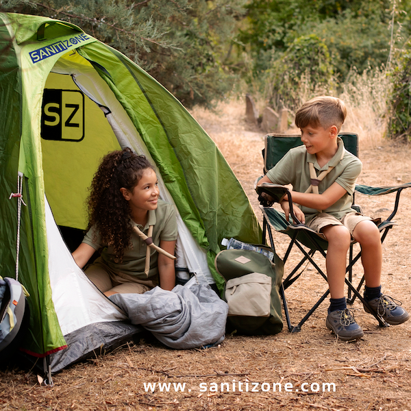 Protección en interiores y exteriores, nuestros productos te tienen cubierto. 🍃 🌲 ☀️ 

#LimpiezayDesinfección #GelAntibacterial