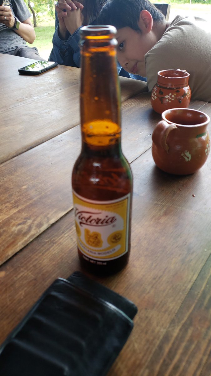 diazcabelloma's tweet photo. #UnMexicano sabe cómo reponerse e hidratarse luego de andar haciendo senderosmo
Amonos @YODEBUENAS
#TrepandoCerros https://t.co/JiwQfmGCSp