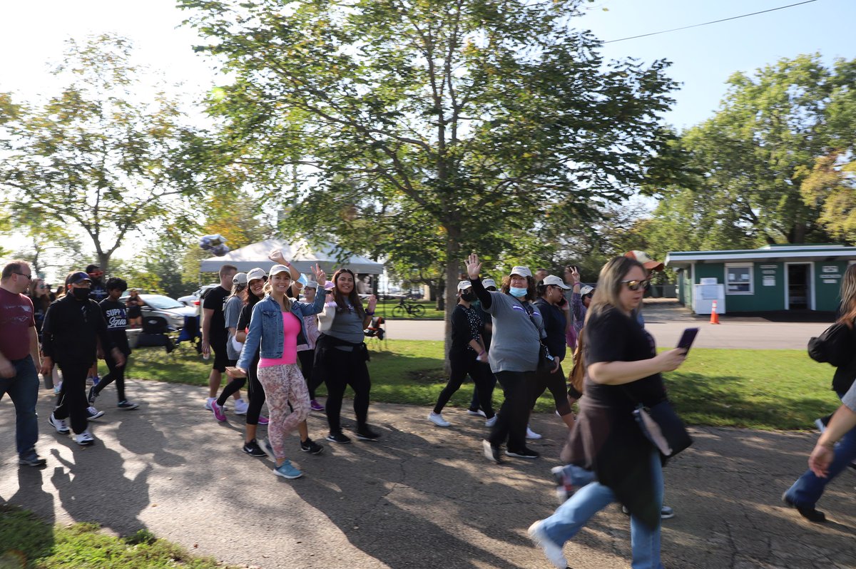 mccollegecareer's tweet photo. We are proud to join @EpilepsyChicago for their Annual Fall Fest 5K on Saturday, September 24, at Cantigny Park, and Saturday, October 8, at Montrose Harbor!!
To learn how you can register for the walk/run or get involved, click here ➡️ https://t.co/rIWsSevuJe #EFGC #EFGC5K https://t.co/tcDWXhuUYt