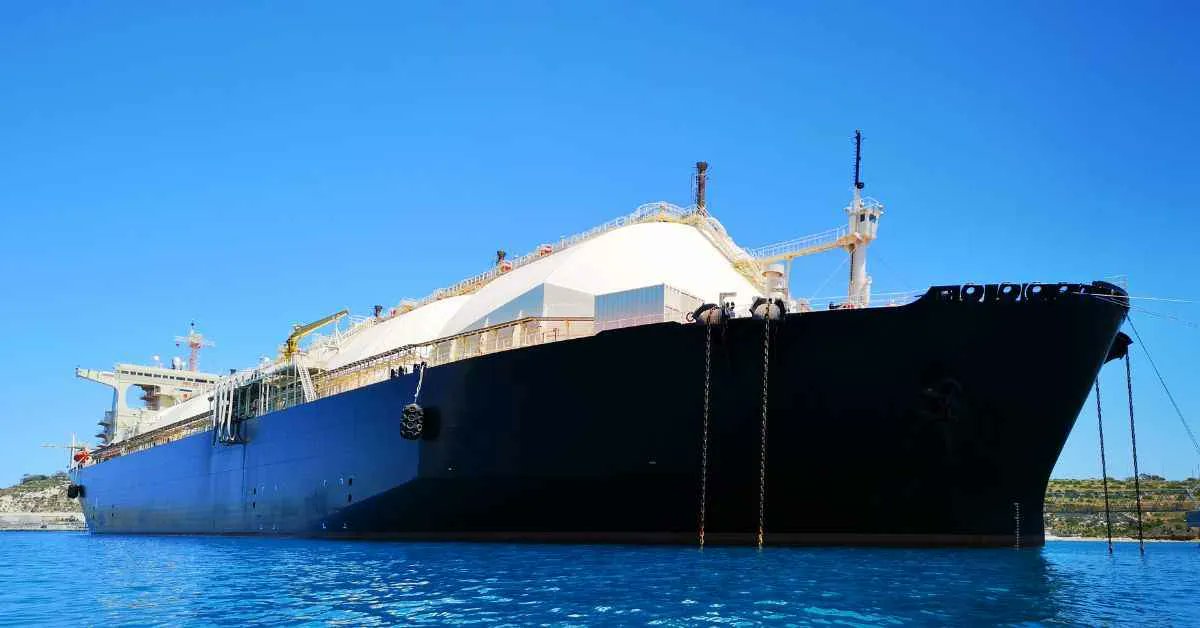 MarineInsight's tweet photo. ABS Gives AiP For 74k Cubic Meter HHI Liquified CO2 Carrier Design
...Check Out this article 👉https://t.co/Kkk2ufM5Wa
ABS #LCO2Carrier #Shipping #Maritime #MarineInsight #Merchantnavy #Merchantmarine #MerchantnavyShips https://t.co/MYBQayeGLd