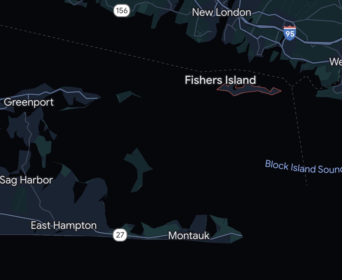 sethmpk's tweet photo. Having an annoying day, taking a minute to meditate on the existence of a street called The Gloaming on Fishers Island, a NY Island you can’t easily get to from NY https://t.co/yDlQMkwsOB