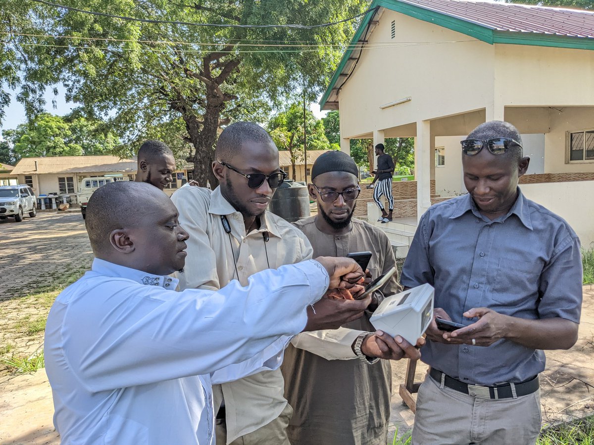 cleanaironea's tweet image. #TheLegacyProject - The Gambia AQ Project team just deployed the #Airnote monitor after a few weeks of calibr in Ghana supervised by @alfelix123.
cc: @BubaHon1, @LaminBojang103, @ibrahim2ray84.
Curtsied: @d_westy, @pallavipnt, @dr_sun_shine, and #SeanWihera