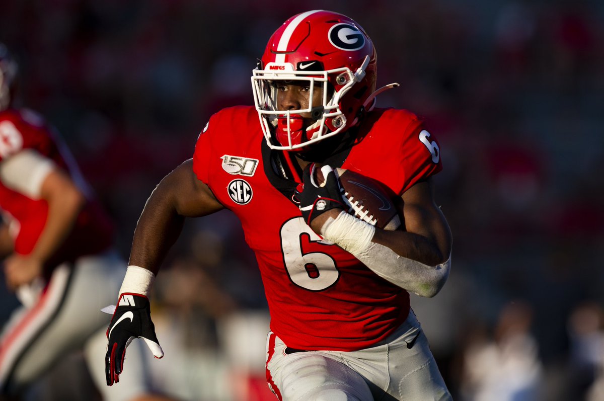 Georgia RB Kenny McIntosh has the highest receiving grade in all of CFB on PFF through 2 weeks at 93.3 👀