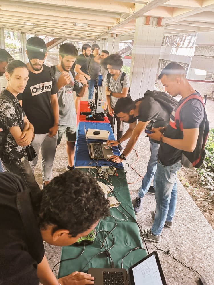 Facultad de Automática y Biomédica CUJAE tweet media