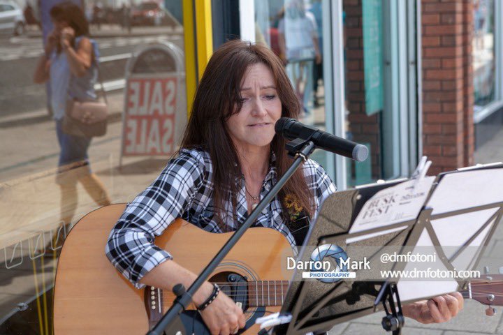 THECALL1111's tweet photo. Busking is an amazing experience, if you’re thinking about it… do it! #busking #busk #buskinglife #singing #guitar #music #love https://t.co/SpKWI0Sl9r