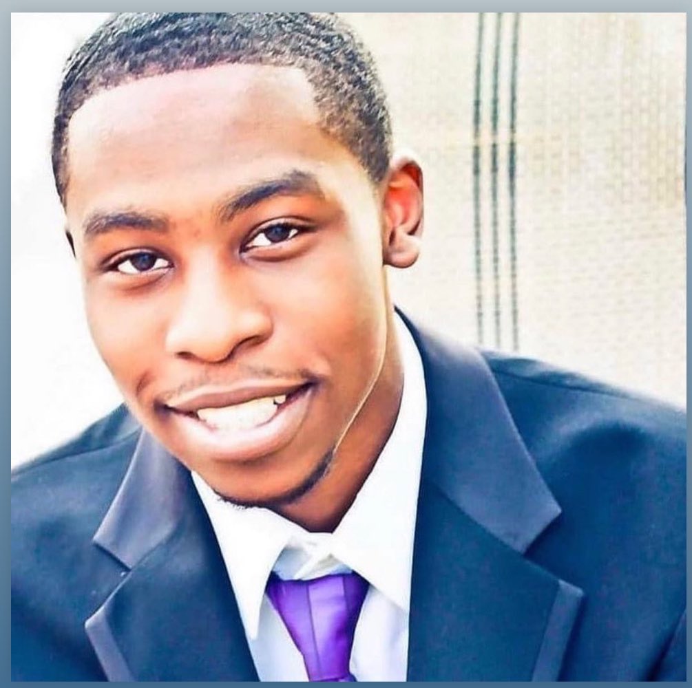 AkilahDasilvaFd's tweet photo. Guns In The Wrong Hands Cost AKILAH His Life!!
Guns In The Wrong Hands Cause Families Pain And Grief!!! Yet So Many In Power Are Actively Working To Make It Even Easier For Guns To Get In The Wrong Hands With Laws Like Permit-less Carry!
#JusticeForAkilah
#SafeGunLaws #TNLeg https://t.co/Bs1XcVhGGu