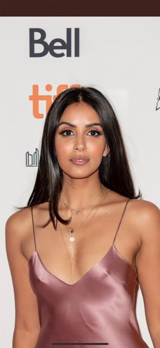 Amaya5Kendra's tweet photo. Cette femme elle a un charme incroyable https://t.co/ZBJaT82B1L