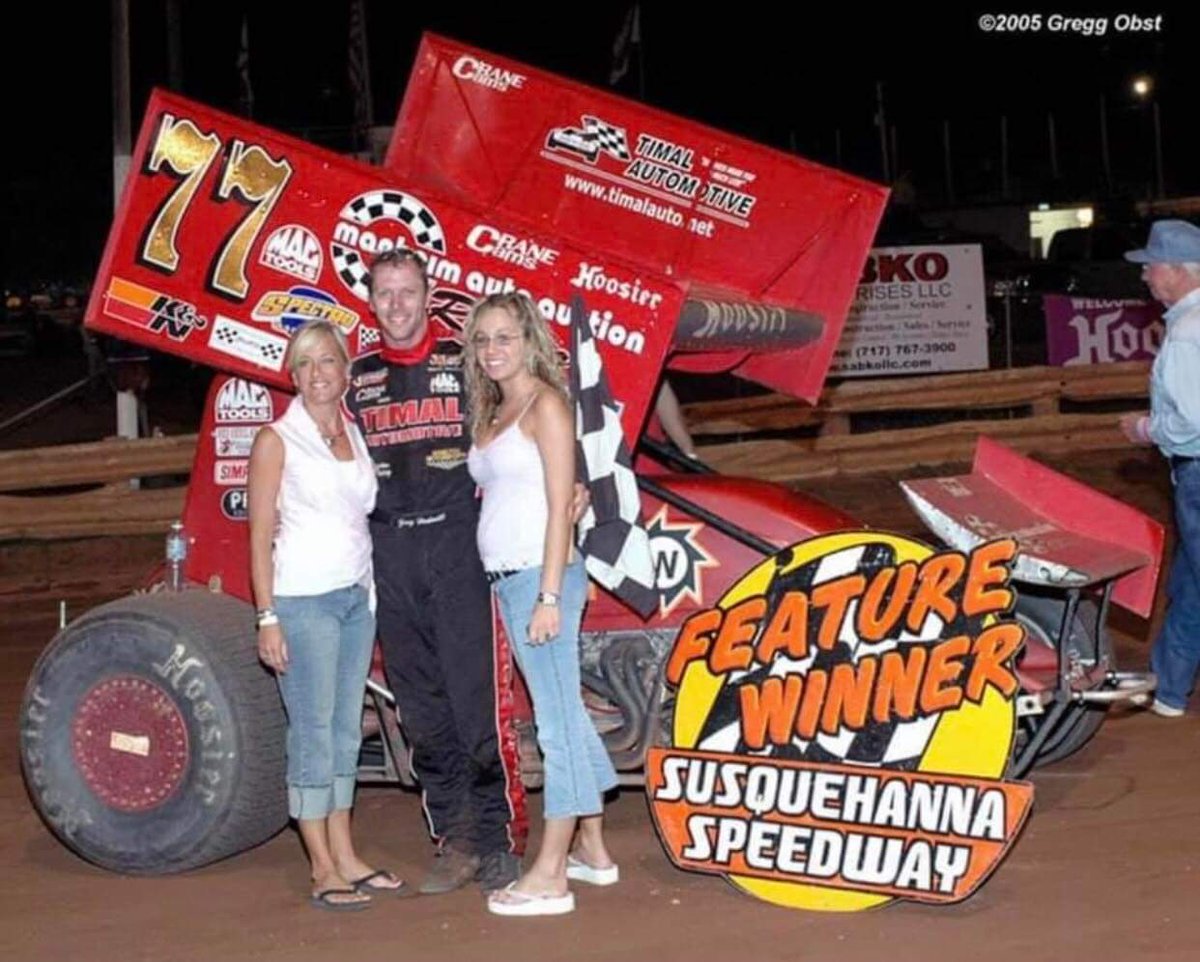 Turn5TurnAround's tweet photo. Greg Hodnett with his wife and daughter in victory lane at Susquehanna (now BAPS Motor) Speedway in 2005
(Gregg Obst Photo) https://t.co/Hsb8hJvWHk