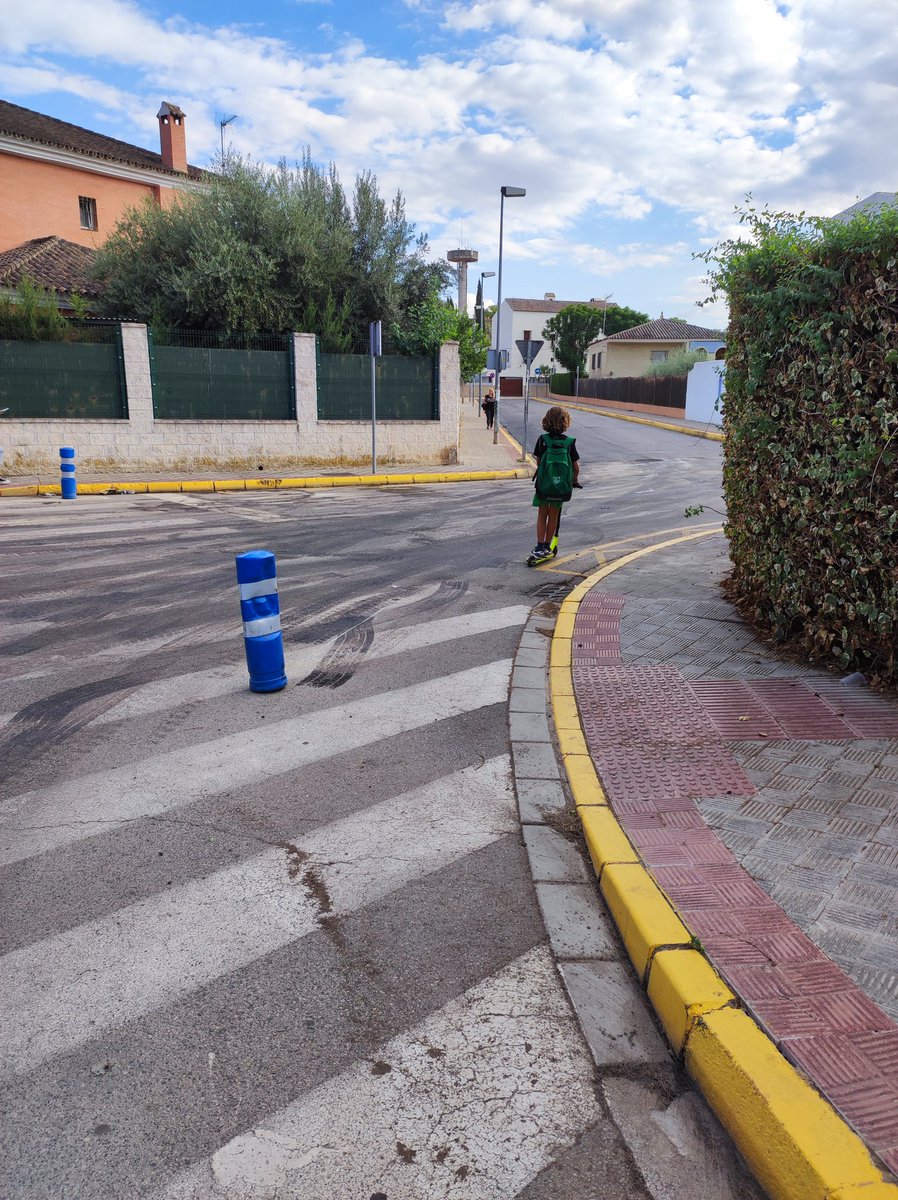 Antonio Santín tweet media