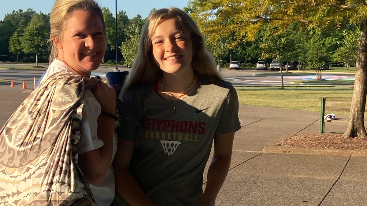 SGISGryphons's tweet image. Spirit Week for Homecoming is in full swing – and our students showed up and showed out. Especially today, where they brought “anything but a backpack” to school.