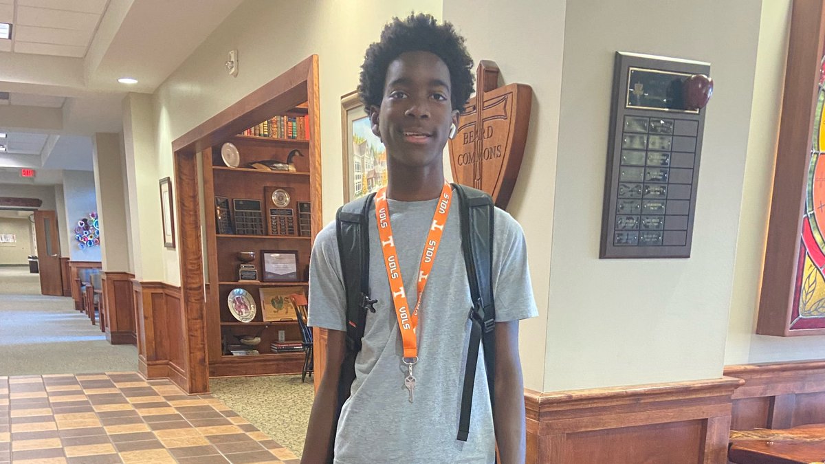 SGISGryphons's tweet image. Spirit Week for Homecoming is in full swing – and our students showed up and showed out. Especially today, where they brought “anything but a backpack” to school.