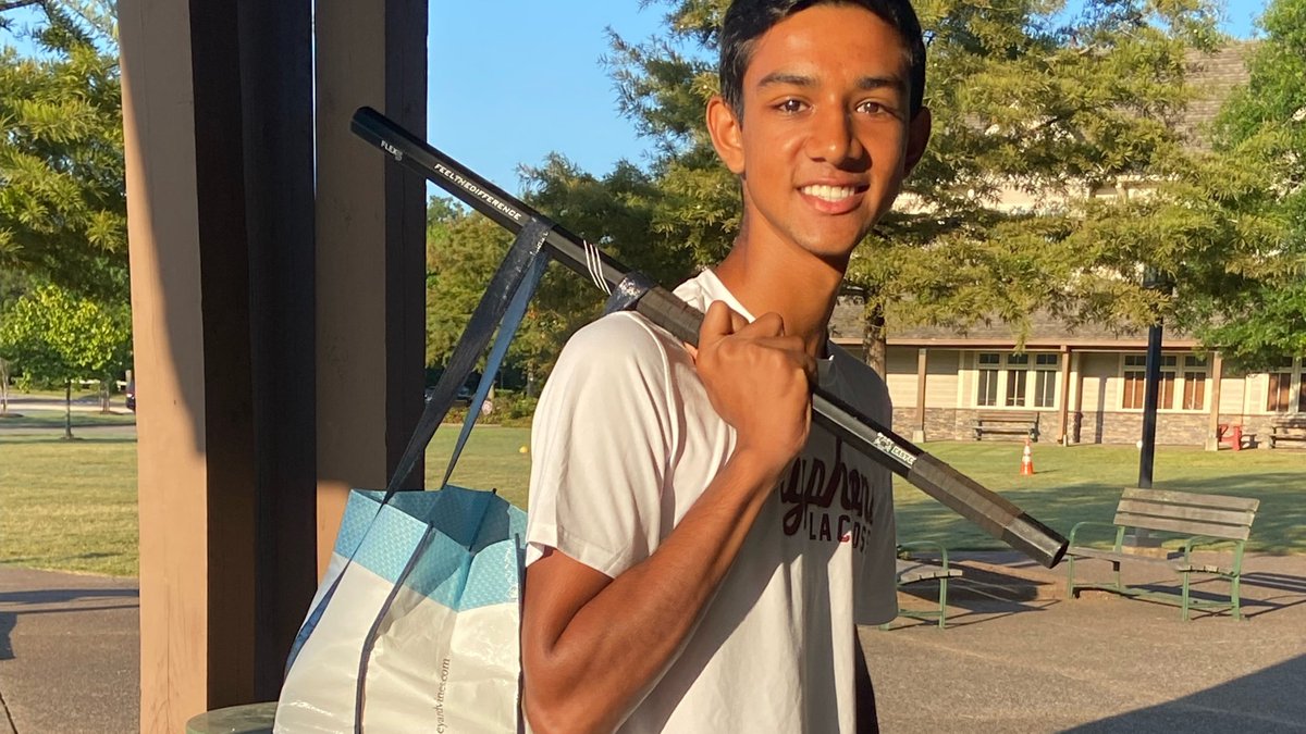 SGISGryphons's tweet image. Spirit Week for Homecoming is in full swing – and our students showed up and showed out. Especially today, where they brought “anything but a backpack” to school.