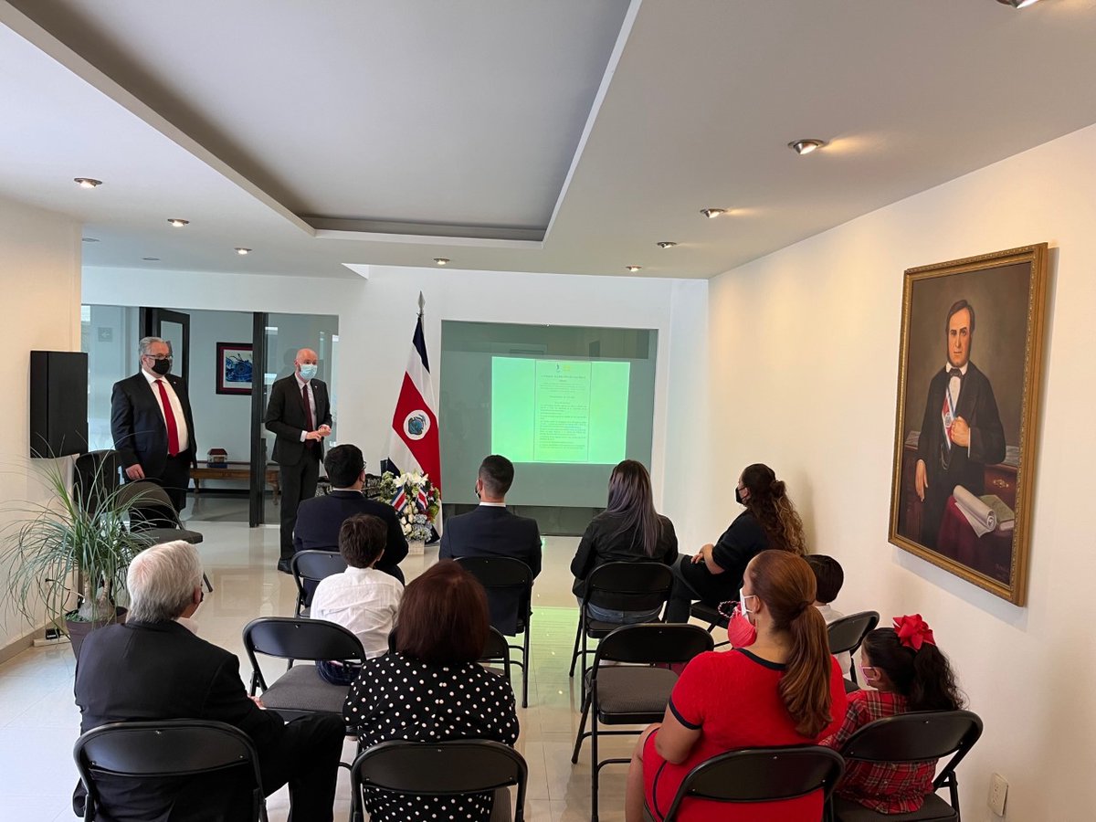 Embajada Costa Rica en Mexico (@embajadacr_mx) on Twitter photo Les compartimos fotografías de la celebración de #independencia en la Embajada de Costa Rica en México. <a href="/CancilleriaCR/">Cancilleria CR</a> Les compartimos fotografías de la celebración de #independencia en la Embajada de Costa Rica en México. <a href="/CancilleriaCR/">Cancilleria CR</a>