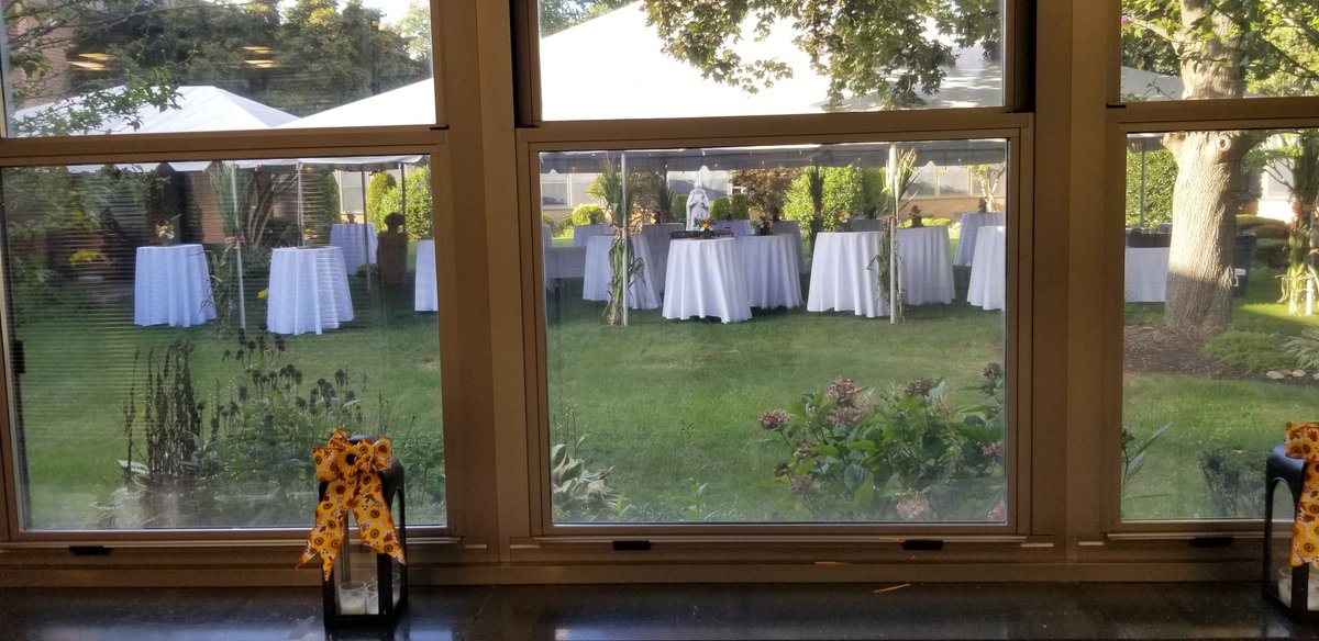 MaryPitera's tweet photo. 1st event of many to come @BergenCatholic β€π
Two years ago yesterday, I made the best decision ever! From PC to BC
#lovemyjob #events #eventcoordinator #imaginationoverload #bestschool #parentevents πβ€πππ https://t.co/AvT29LKXS1