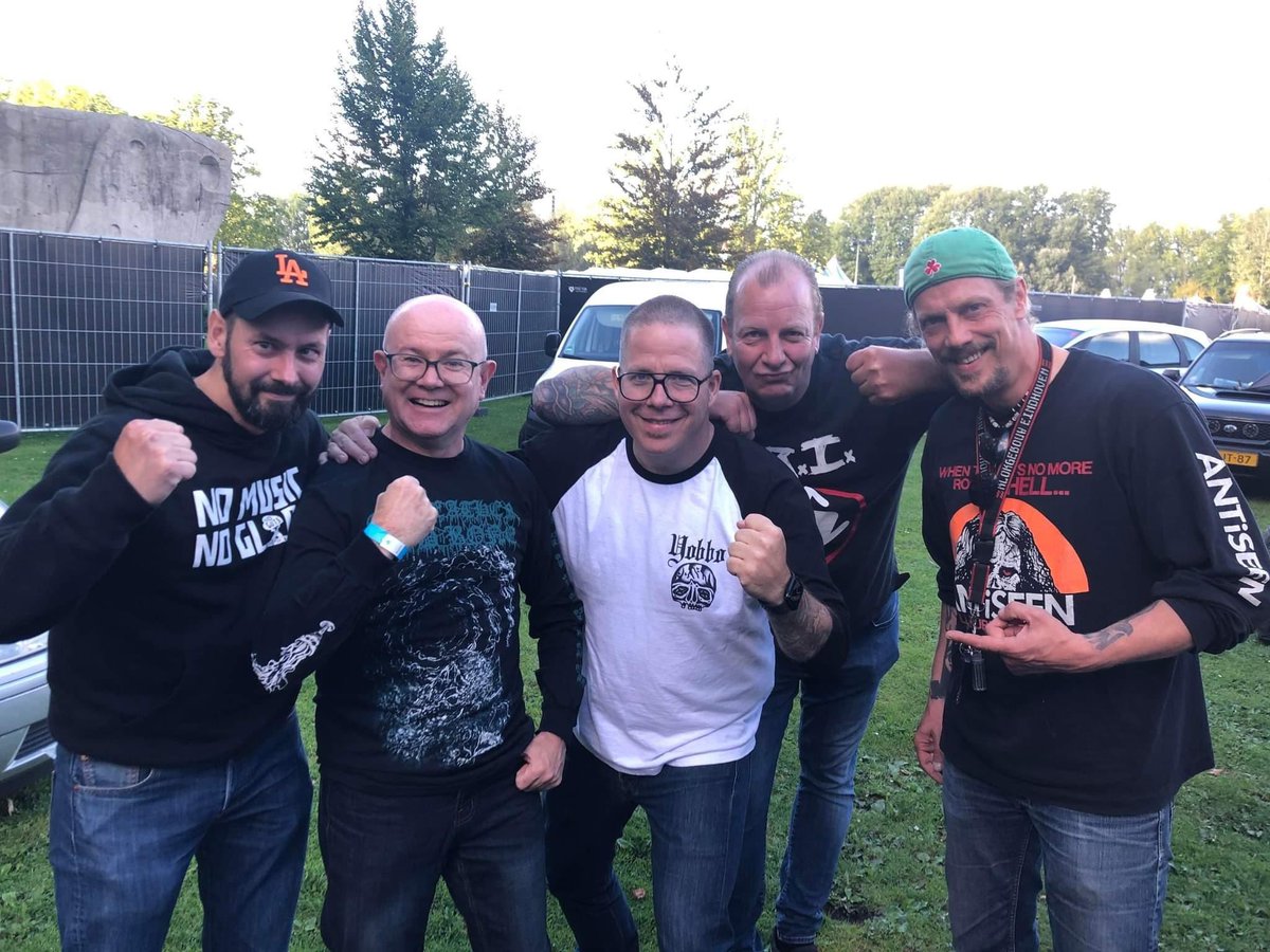 Richard Theuws tweet media