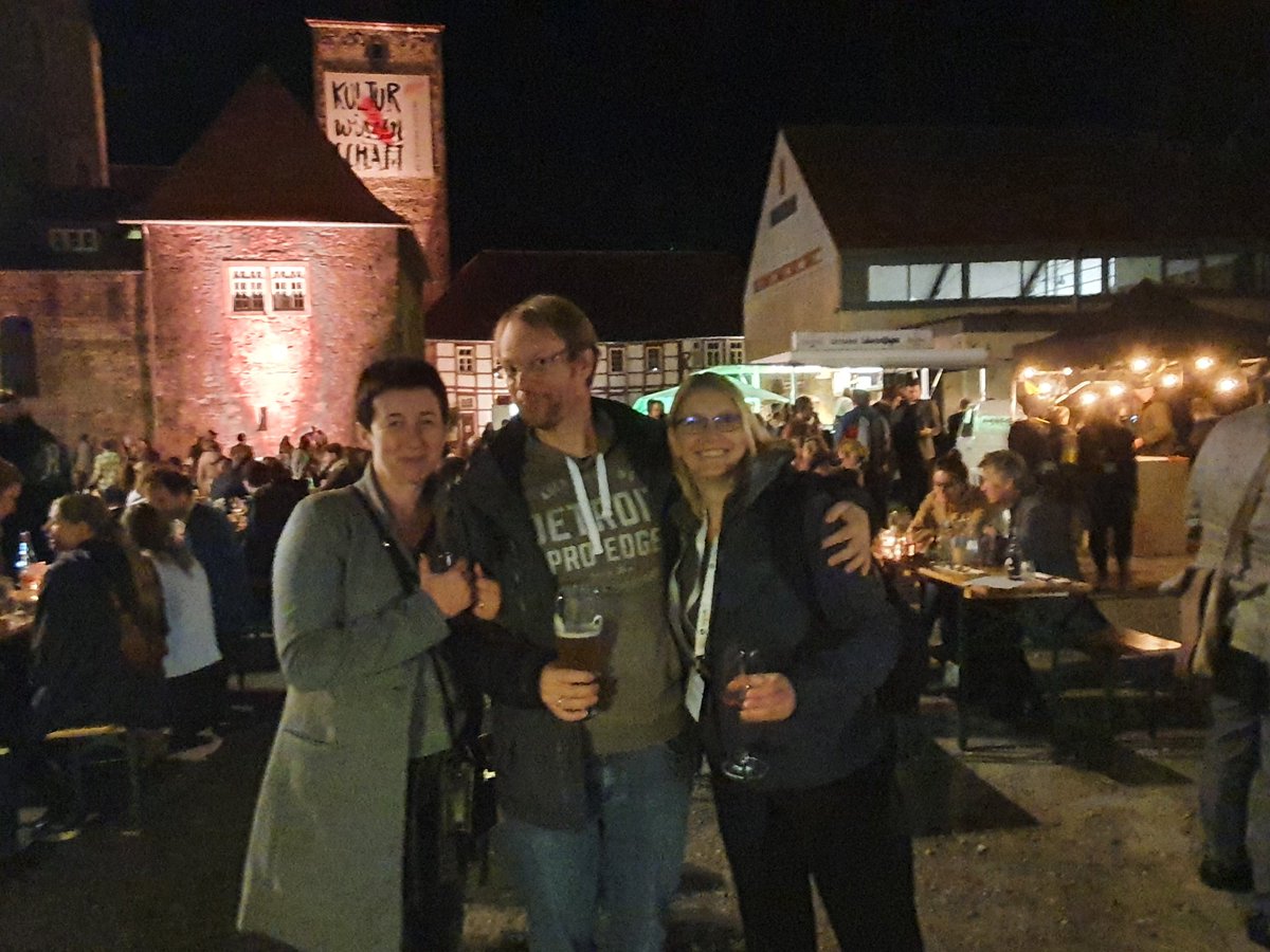 Andrea Hildebrandt (@ahildepsych) on Twitter photo It was great pleasure to meet at least two of my dear PhD colleagues in person at #dgpskongress after such a long time! <a href="/Navajoc0d3/">Ulrich Schroeders</a> and @kuninahabenicht It was great pleasure to meet at least two of my dear PhD colleagues in person at #dgpskongress after such a long time! <a href="/Navajoc0d3/">Ulrich Schroeders</a> and @kuninahabenicht