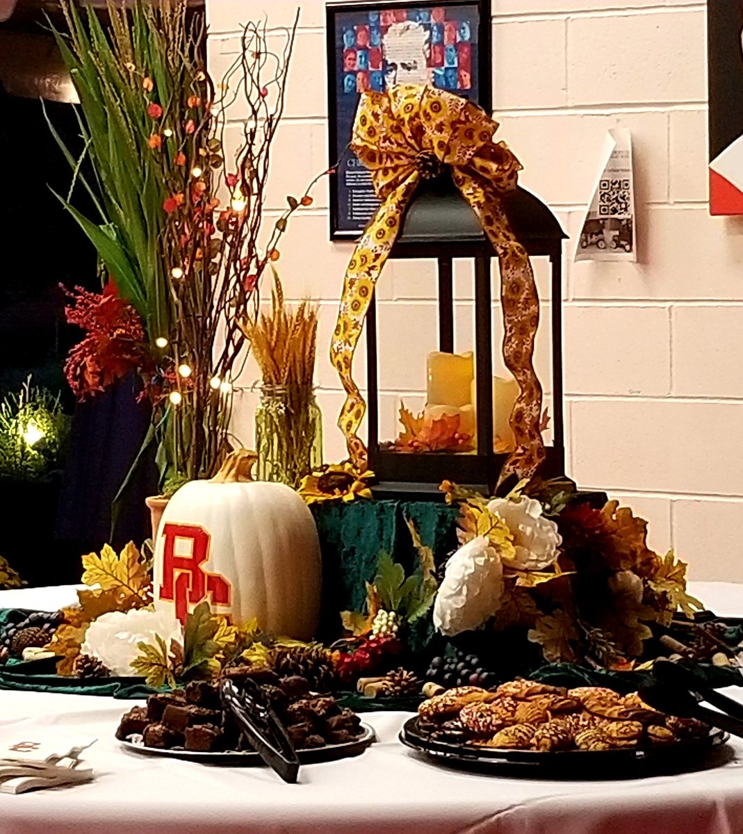 MaryPitera's tweet photo. 1st event of many to come @BergenCatholic β€π
Two years ago yesterday, I made the best decision ever! From PC to BC
#lovemyjob #events #eventcoordinator #imaginationoverload #bestschool #parentevents πβ€πππ https://t.co/AvT29LKXS1
