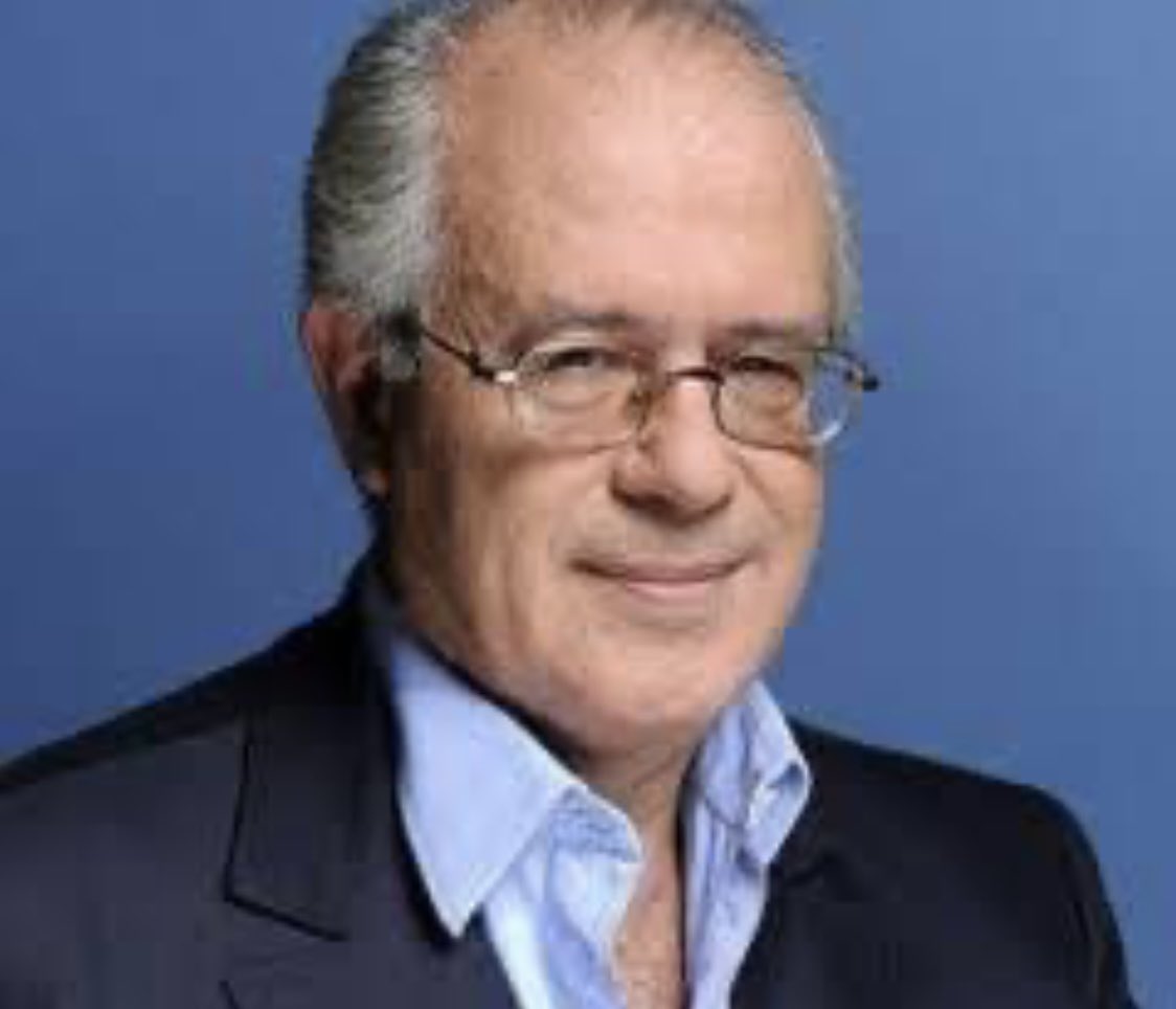 sevelaure's tweet photo. février #2014
#VACARME 18 / ARSENAL
L’homme décidé

Jacques Alain Miller @jamplud 
C’est peu de le dire : la psychanalyse, politiquement, ça crispe. Surtout celle de Lacan

https://t.co/IoOQ1kgXB1 https://t.co/kXpU22YgXm
