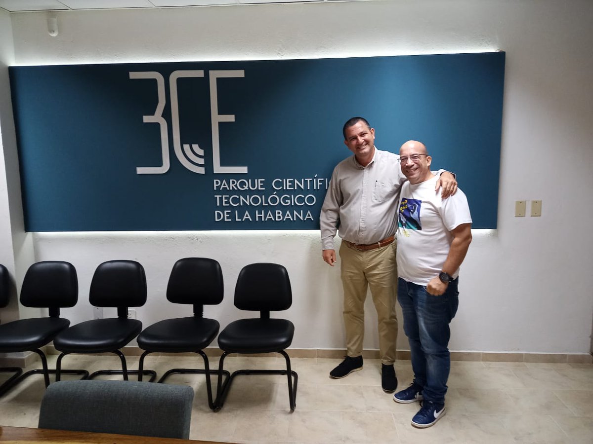 PCTHabana_3CE's tweet photo. Encuentro entre directivos del @PCTHabana_3CE y @cubadebatecu con el objetivo de crear #alianzas, #colaboraciones y potenciar debates sobre Inteligencia Artificial y Contenidos digitales. @RandyAlonsoFalc @TorralbasLuis @universidad_uci @MINCOMCuba @pictacuba #VamosPorMás https://t.co/Jso3Fxy7Hn