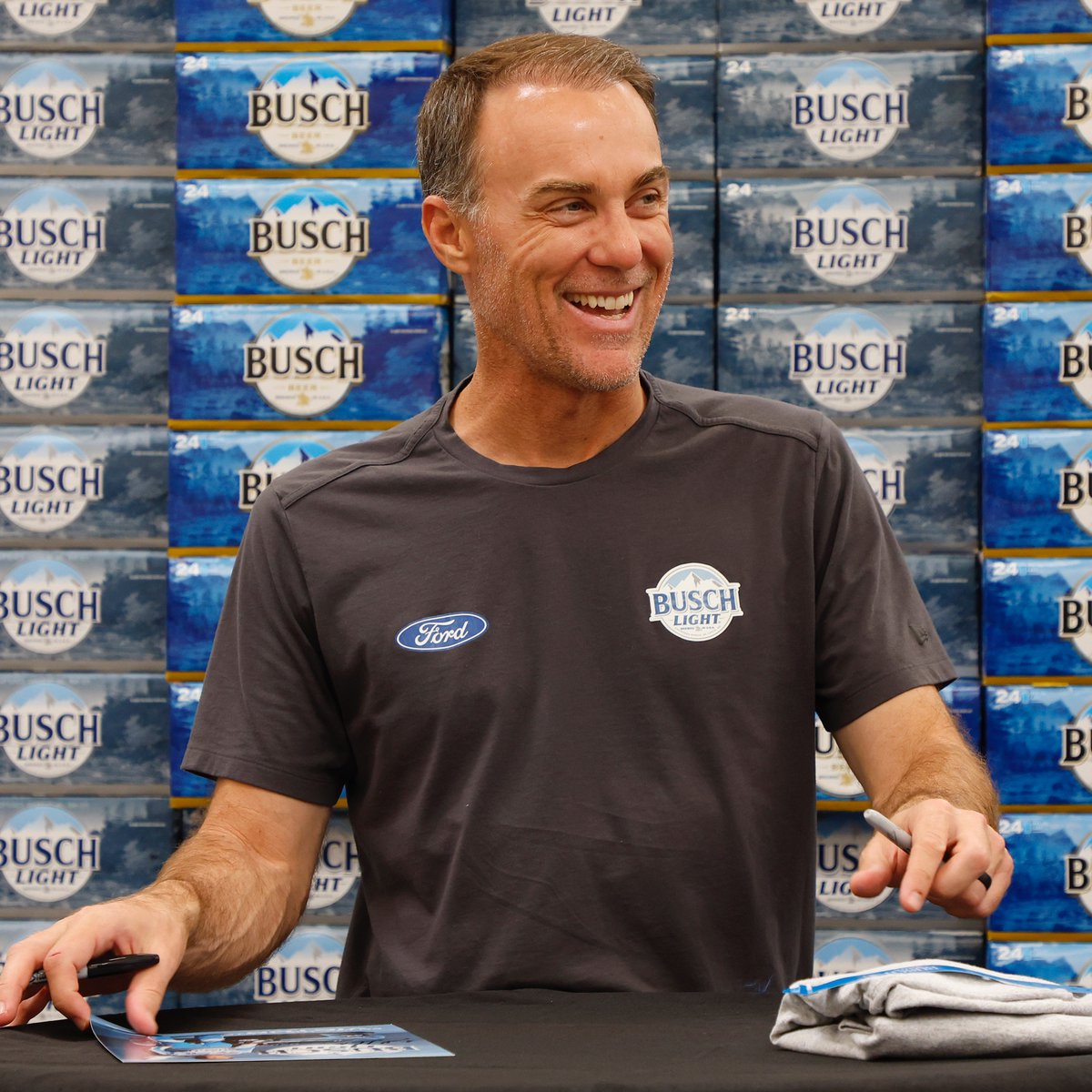 Meet the No. 4 <a href="/BuschBeer/">Busch Beer</a> driver!

<a href="/KevinHarvick/">Kevin Harvick</a> will be at the Food City on 1921 Hwy 394 in Blountville, TN on Saturday the 17th at 1:00 PM!

150 wristbands will be passed out at the Food City starting at 9 AM on Saturday. You must have a wristband to participate.