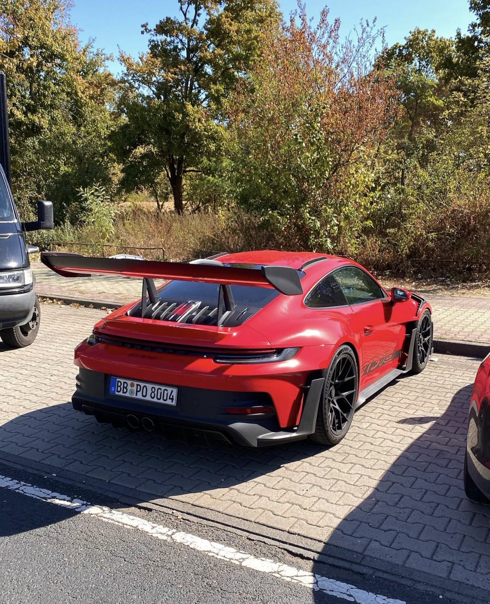 carpxrnpicx's tweet photo. 992 GT3RS https://t.co/xFTv1bgjAM