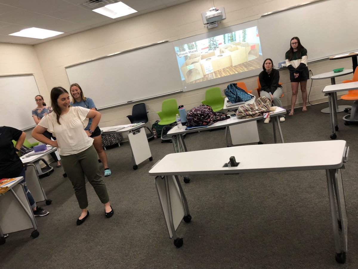 KCapLiteracy's tweet photo. One of my students led our #ED360 class to understandings about coding with a human maze activity! #creativity #coding @EtownCollege @EDDeptEtown https://t.co/jq0QDiNcTF