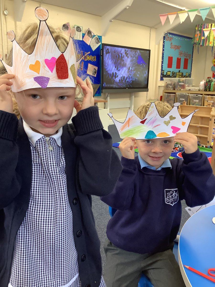 Headteacher tweet media