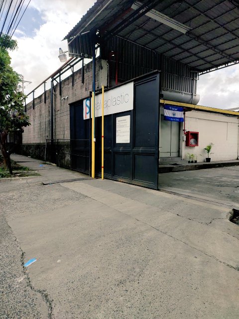 ivan77anthony's tweet photo. Ivan77anthony found #ethereum in a User vault at this location! Join me playing #coinhuntworld, It's awesome! https://t.co/SjwtccsIE6 #cryptocurrency #150285 https://t.co/Zjle12TtuW