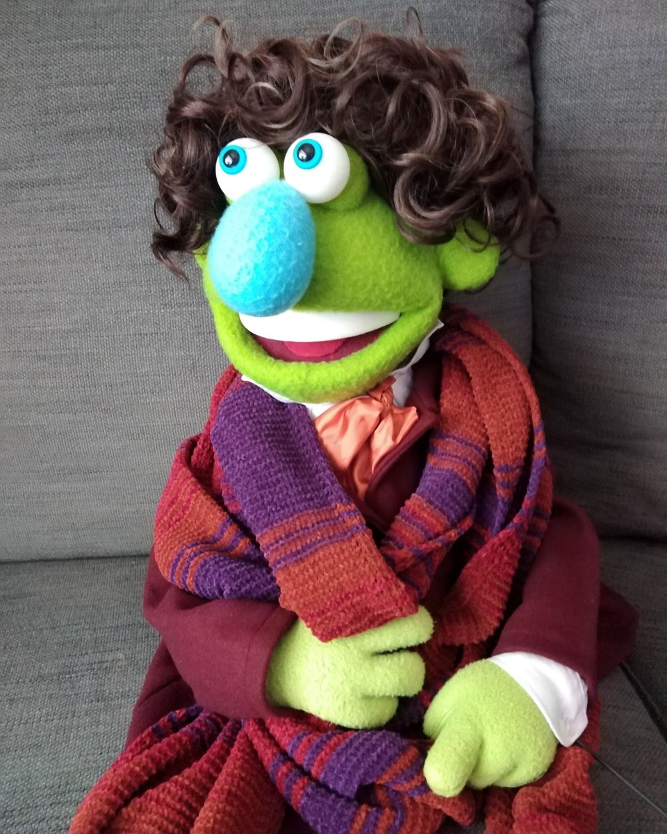 Our 4th Doctor Wholigan has been trying on his new season 18 costume
#doctorwho #drwho #muppets #puppets #tombaker #4thdoctor #avenuewho #puppetbuilder