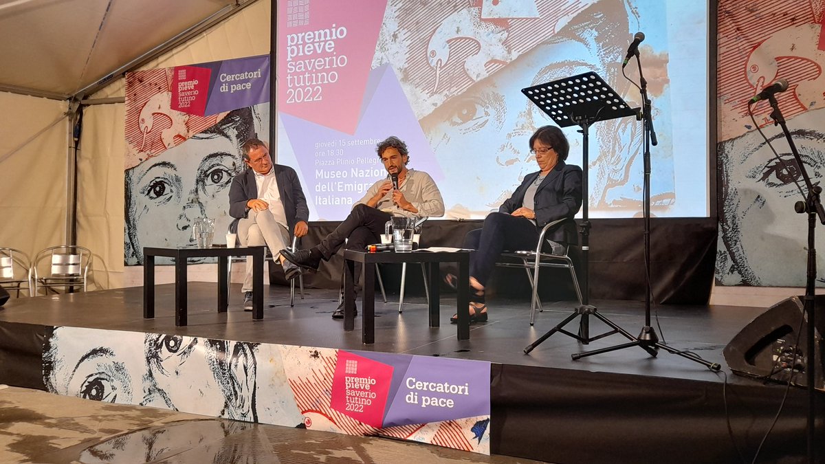 archiviodiari's tweet photo. Nicla Buonasorte, @nicomara7, Paolo Masini e Anna Villari prsentano il Museo Nazionale dell'Emigrazione italiana

#premiopieve #emigrazione #memoria https://t.co/bQIKNiMMoG