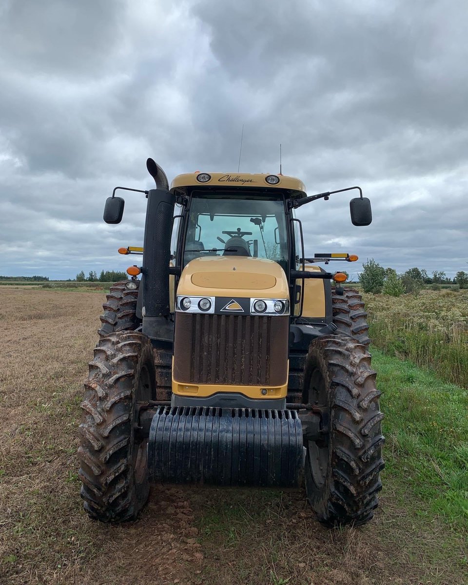Vantage_Canada's tweet photo. New GFX750/NAV900 with Autopilot CAN based steering in Challenger MT645D @vantage__canada @trimble_ag
#agriculture #farming #precisionag #precisionfarmingsolutions https://t.co/FYuD0u5pQK