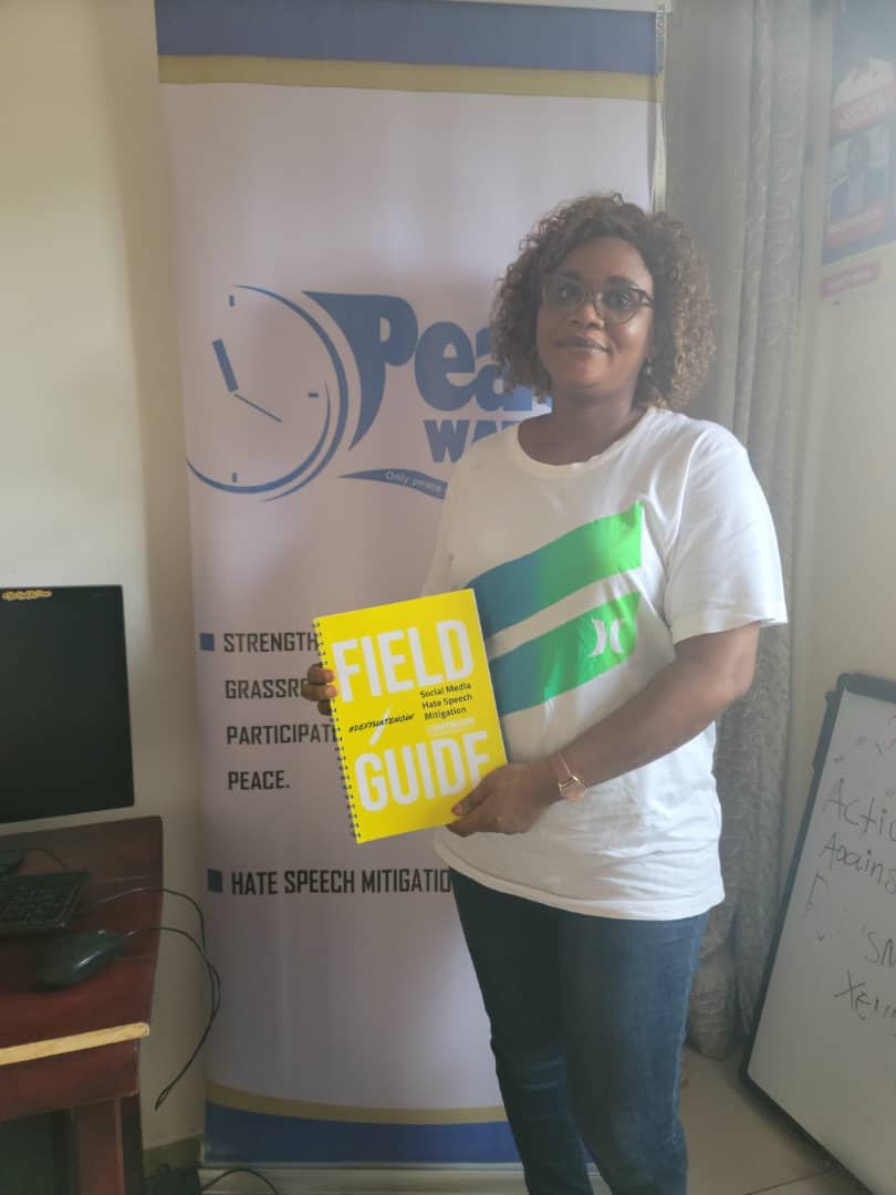 PEACEWATCHNGO1's tweet photo. As we look forward in celebrating the @UN International Peace Day. The #FieldGuideCameroon remain our turning point. @Regina ETAKA is the founder of (Bringing Hearts together NGO)
#defyhatenow
#PeaceJam2022
#NoToHate
@UEauCameroun
@UN_Cameroon
@PlanCMR https://t.co/xqAfx2DBCi