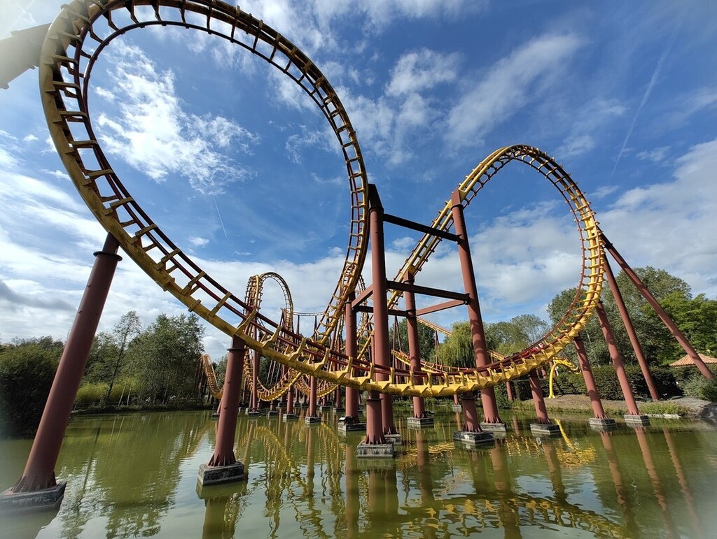 LoopnFR's tweet photo. [Remember]
Deuxième photo de l'été! 🌞
Dorian a visité le village des Gaulois et nous propose un cliché de Goudurix.
📷 : @dgrandhay 

#rollercoaster #parcattraction #photo #parcastérix #coasteraddict #app #rollercoasterthemepark #parcattraction #loop… https://t.co/Jw91ZAbwLE https://t.co/yCxR1bu0dX